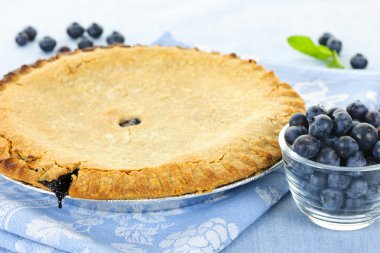 Blueberry pie clipart