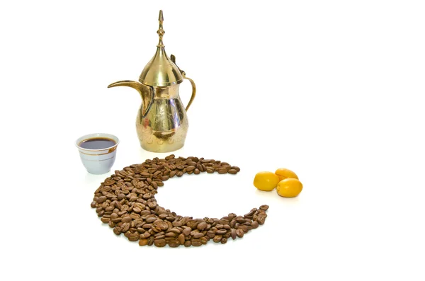 Arabische koffie met vers datum fruit — Stockfoto