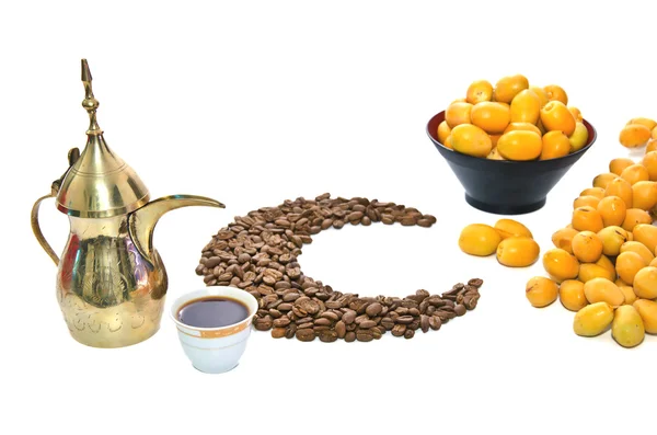 Arabische koffie met vers datum fruit — Stockfoto