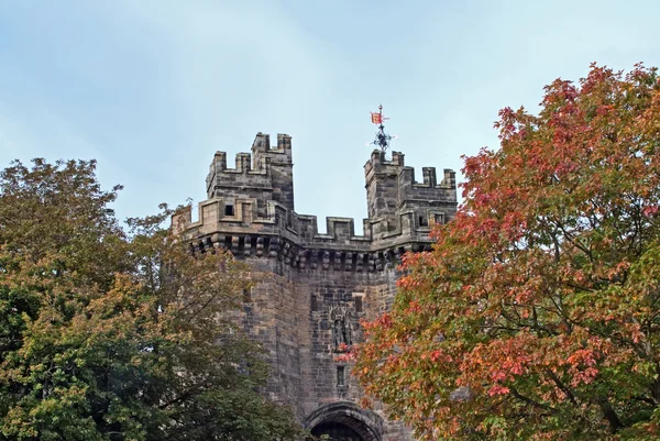 Lancaster castle gates — Stockfoto