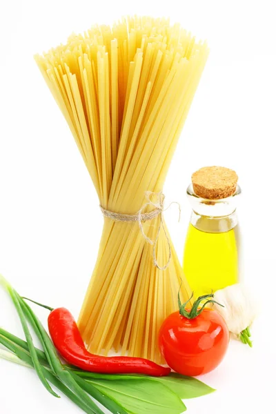 Pasta on the table and ingredients from vegetables — Stock Photo, Image