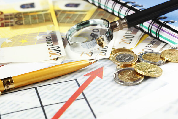 графики и диаграммы на таблице
