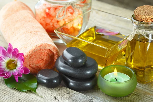 Accessoires de spa pour massage et beauté — Photo