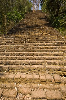 Wat Khao Phanom Phloeng