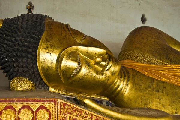 Wat Phra Kaeo Don Tao — kuvapankkivalokuva