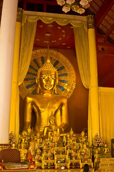 Wat Chedi Luang — Zdjęcie stockowe