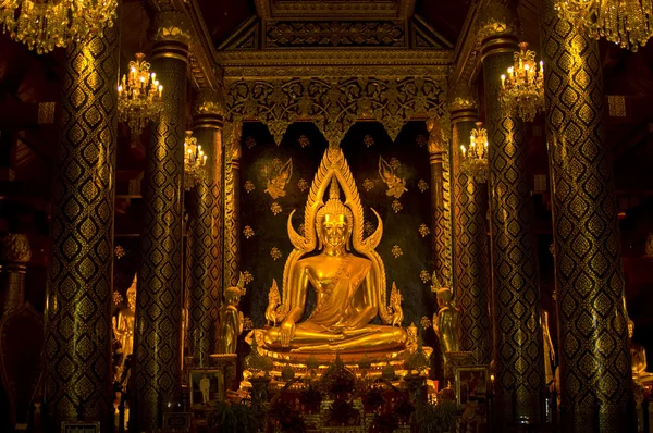 Wat Phra Si Ratana Mahathat — Photo