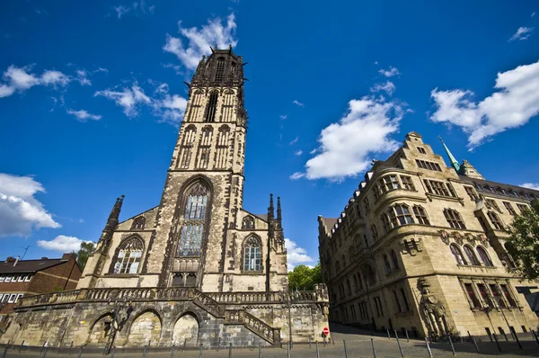 Salvatorkirche a radnice v Duisburgu Stock Snímky