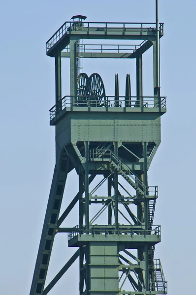 Wieża szybowa na olga — Zdjęcie stockowe