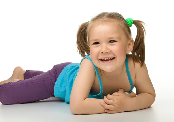 Porträt eines glücklichen kleinen Mädchens — Stockfoto