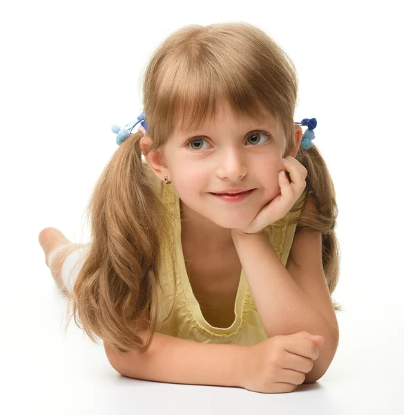 Portret van een gelukkig klein meisje — Stockfoto