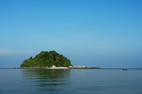 Pequena ilha — Fotografia de Stock