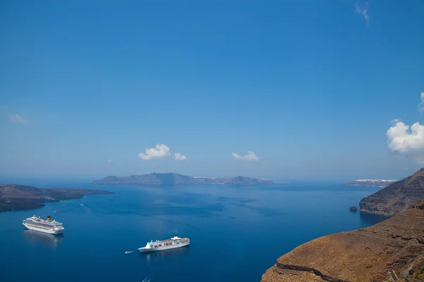 Cruise ships in Santorini, Greece — Stock Photo, Image