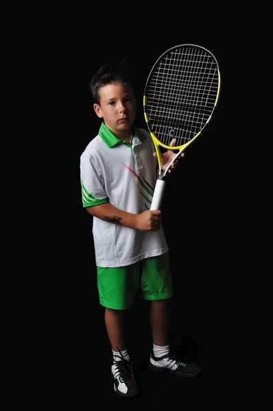 Tennis pojke isolerade i svart — Stockfoto