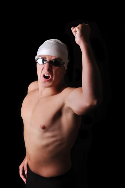 Erkek yüzücü kutlamak izole içinde siyah — Stok fotoğraf