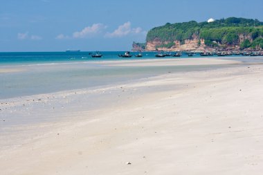 Weizhou island beach clipart