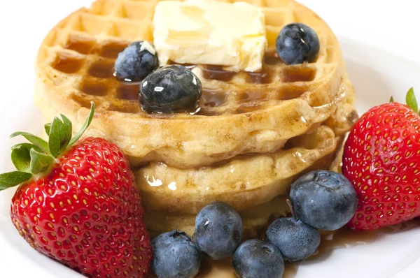 Pequeno-almoço com Waffles e Fruit Closeup — Fotografia de Stock