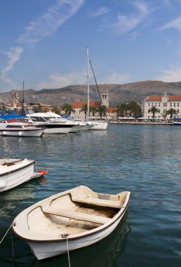 Trogir Hırvatistan, liman görünüm