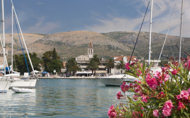 Trogir Hırvatistan, liman görünüm