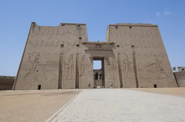 Main entrance to the temple at Edfu clipart