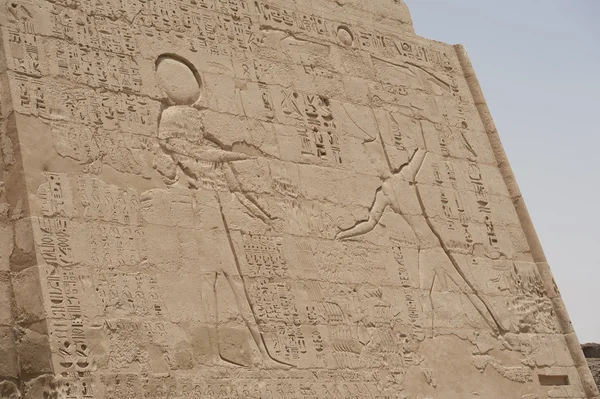 Mısır hiyeroglifleri Tapınağı Duvar — Stok fotoğraf