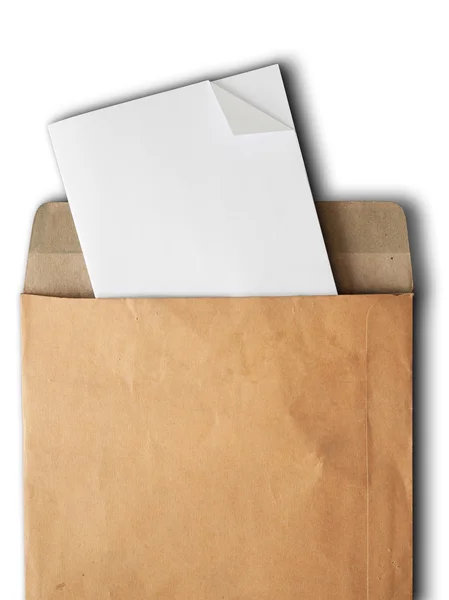 Kahverengi, açık bir zarf beyaz kağıt — Stok fotoğraf