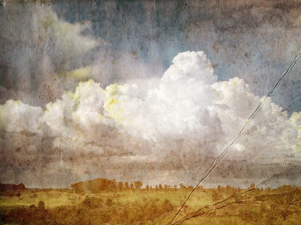 Paisagem Céu nublado em papel velho — Fotografia de Stock