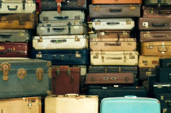 旧复古手提箱 — 图库照片