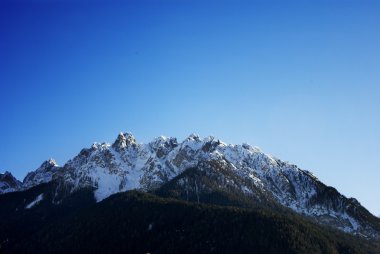 Dolomites dağlar