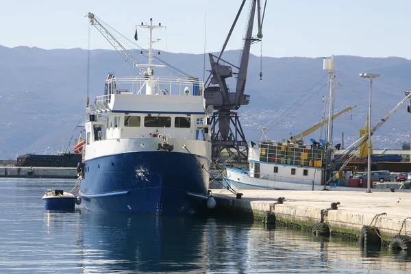 Stock image Fishing ship in harbor