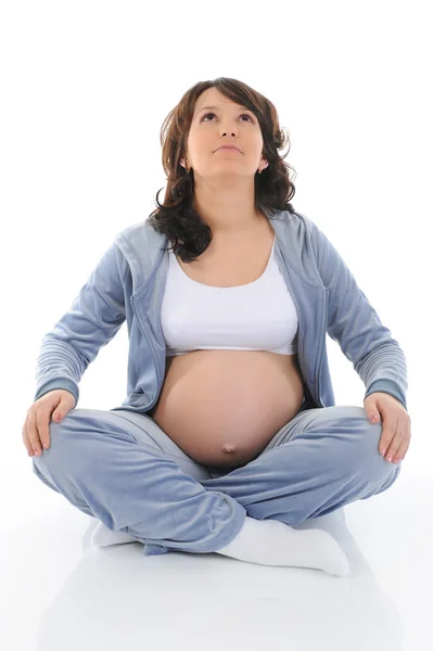 Krásná mladá těhotná žena — Stock fotografie