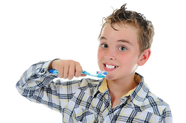 Vacker liten pojke Rengör dina tänder — Stockfoto