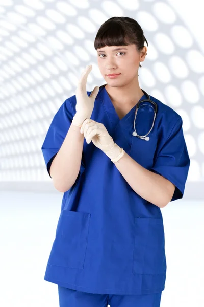 Escritório moderno jovem médico menina — Fotografia de Stock