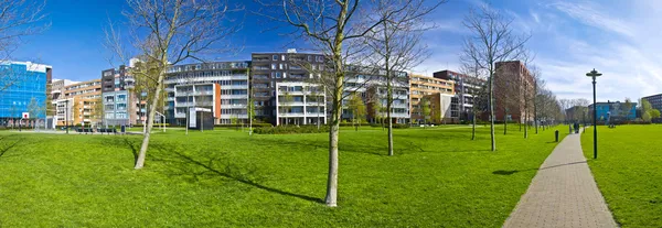 アムステルダムの現代住宅地. ストック画像