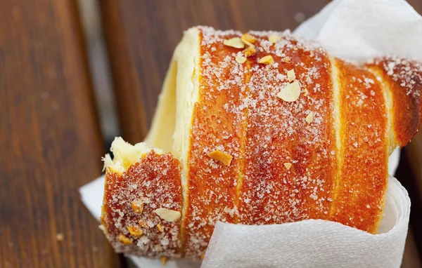 砂糖とナッツのケーキ コイル — ストック写真