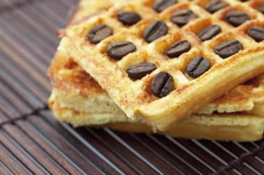 waffle ve bambu mat kahve çekirdekleri