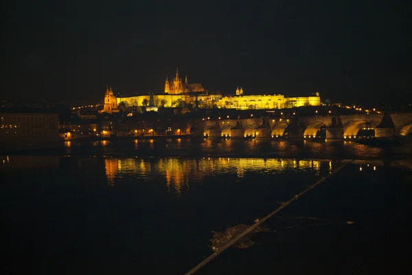 Ночь Прага — стоковое фото