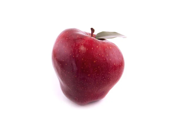 Apple met blad geïsoleerd op wit — Stockfoto