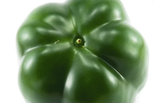 Πράσινες πιπεριές απομονωθεί σε λευκό — Φωτογραφία Αρχείου