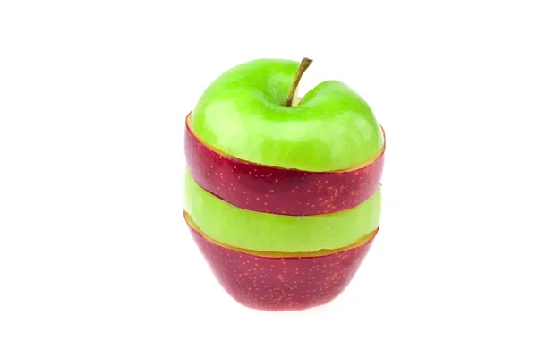 Manzana cortada en rodajas aislada en blanco — Foto de Stock