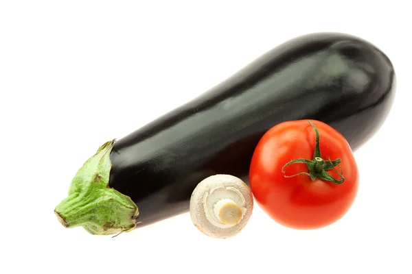 Eggplant, mushrooms and tomatoes isolated on white — Stock Photo, Image
