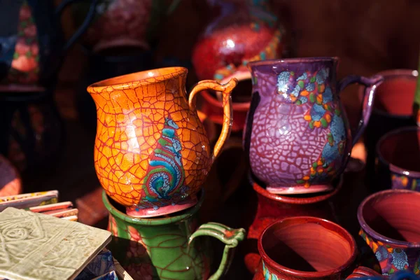Ceramic pitchers on the market — Stock Photo, Image