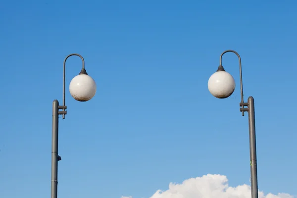 Lantaarn tegen de lucht — Stockfoto