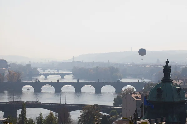布拉格的桥梁的背景 — 图库照片