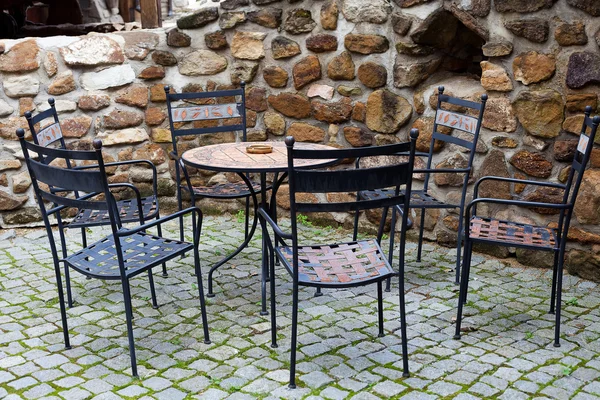 Cafe furniture constrained — Stock Photo, Image