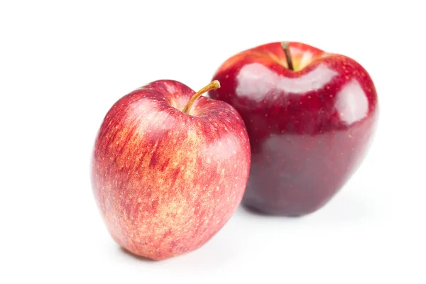 Schöne weiche saftige Apfel isoliert auf weiß — Stockfoto