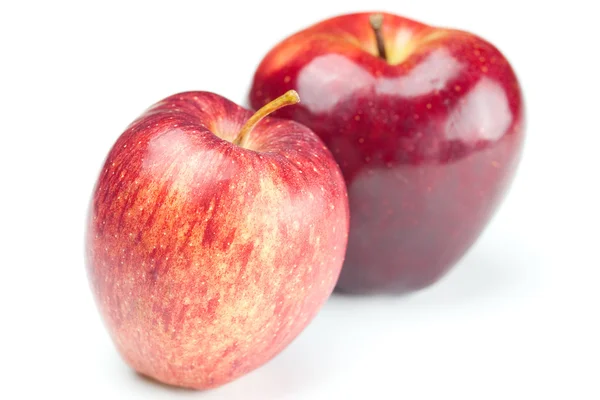 Güzel yumuşak sulu elma üzerine beyaz izole — Stok fotoğraf