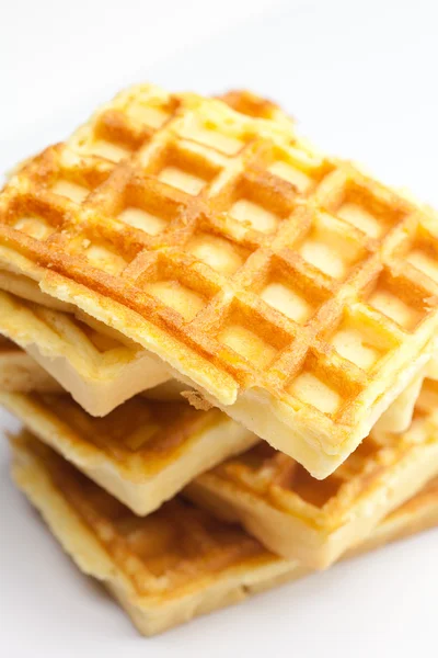 Deliciosos waffles belgas é isolado no branco — Fotografia de Stock