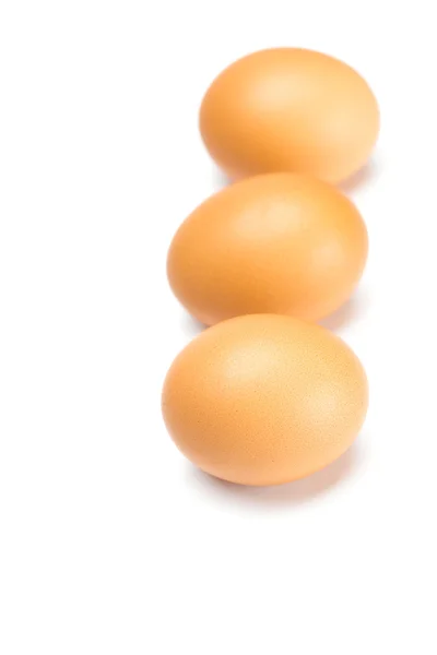 Három nagy tojást elszigetelt fehér — Stock Fotó