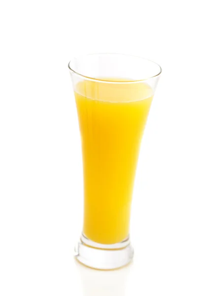 Glas sinaasappelsap geïsoleerd op wit — Stockfoto